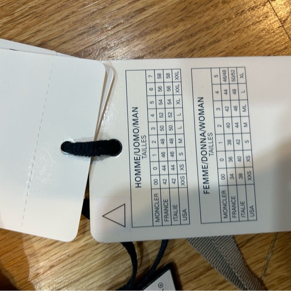 Moncler amy jacket - Picture 9 of 16